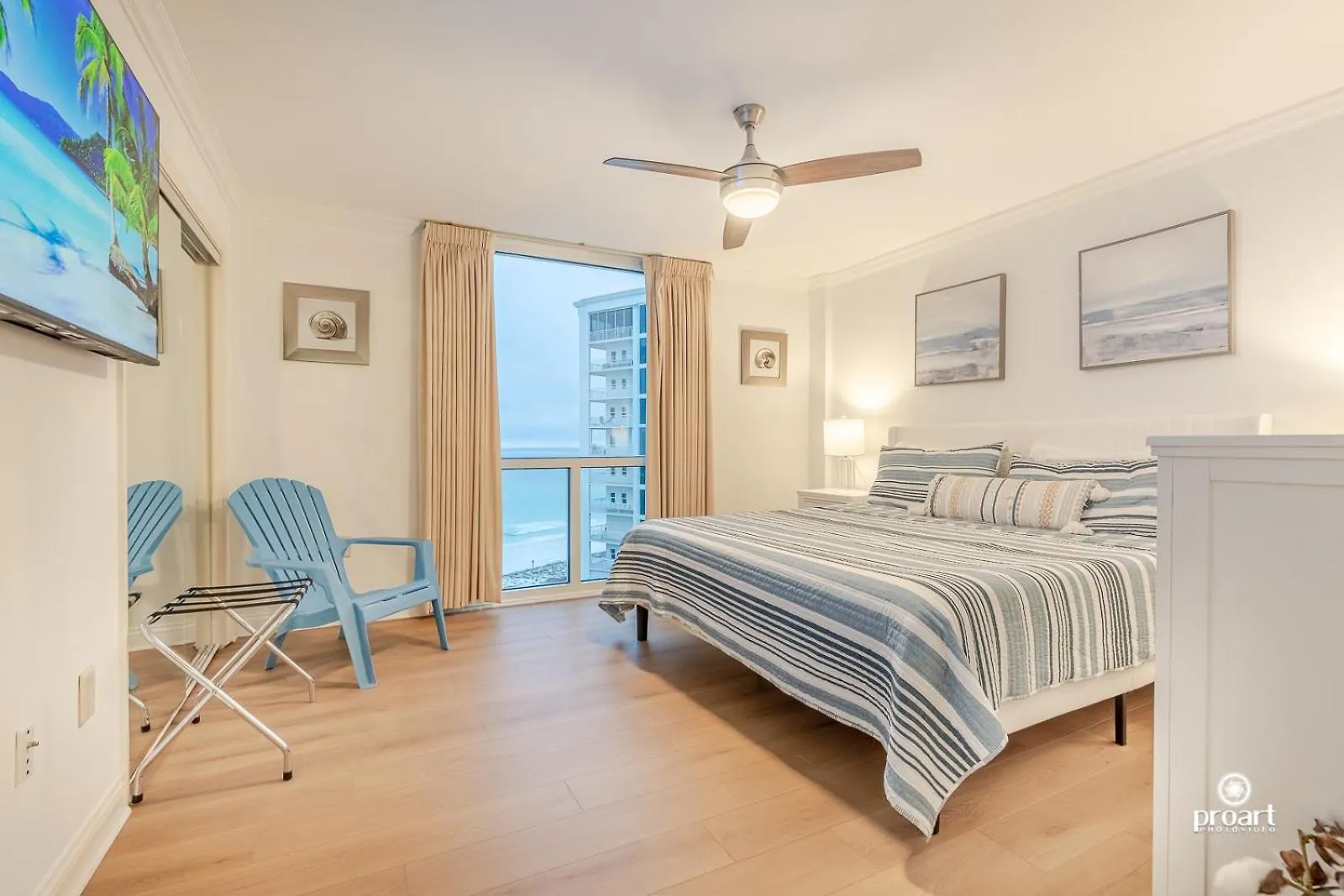 Apartment Beachfront - Huge, 3Bdr-2Ba Condo Sleeps 10 People, Great For Groups Destin United States
