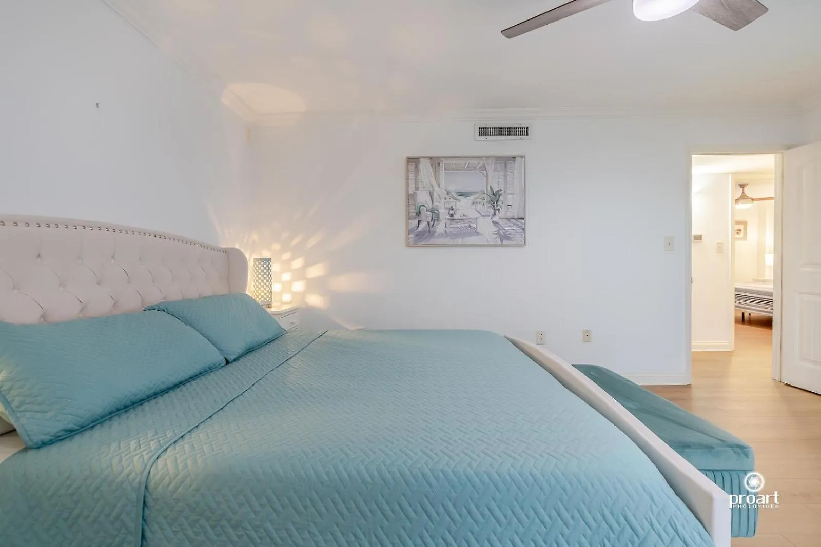Apartment Beachfront - Huge, 3Bdr-2Ba Condo Sleeps 10 People, Great For Groups Destin United States